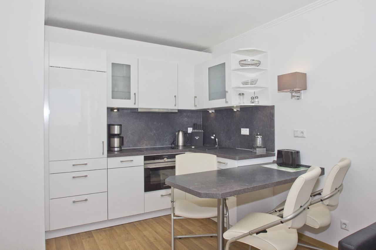 Mit Meerblick Und Balkon, Gratis Nutzung Vom Ahoi Erlebnisbad Und Sauna In Sellin - Meeresblick Fewo 14 Goehren  Extérieur photo